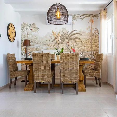 Ancla Blanca By Abahana * Calpe