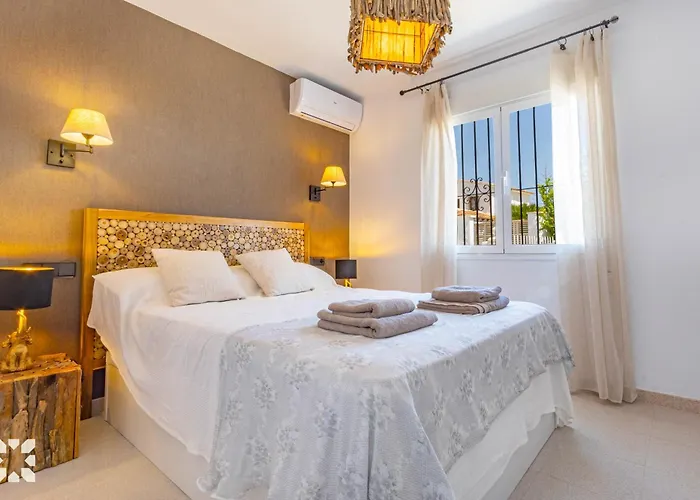 Ancla Blanca By Abahana * Calpe